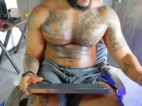 Wheeler_Green: διαδικτυακό σόου στην κάμερα