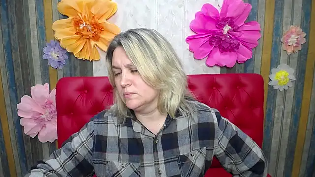 Chatroom XXX en direct de VickyRobins