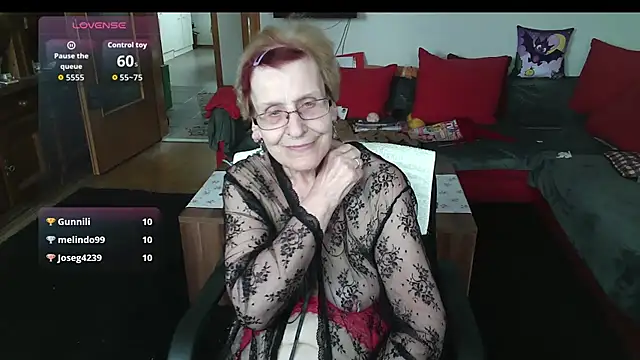 Chat XXX en directo de HeisseomaOriginal