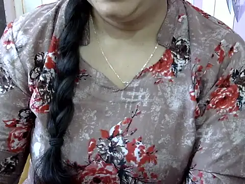 Chatroom XXX en direct de Cute_Aliyaa