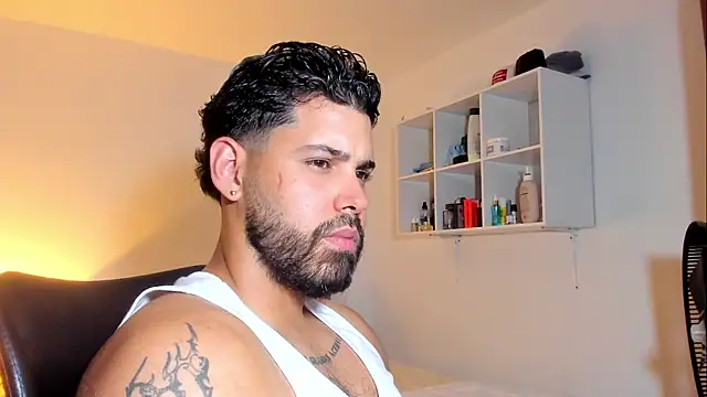 Justyn_Torres Adlı Modelin Web Kamerası Şovu