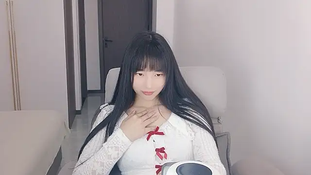 Lisa-3333's Live XXX Chat