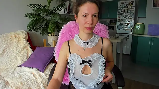 ChristinaGlory élő XXX-chatje