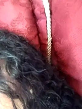 emiily_curly Chat XXX live