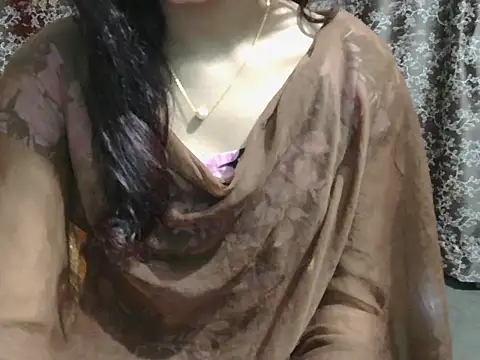 Adorable_Ayesha Adlı Modelin Canlı XXX Sohbeti