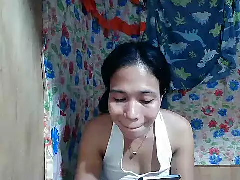 PinaySkinnyGirl Live XXX Chat