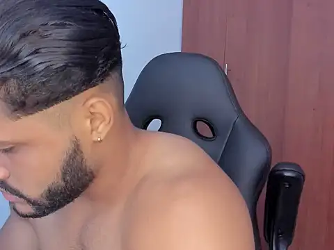 Pier_Simonsn Live XXX chat