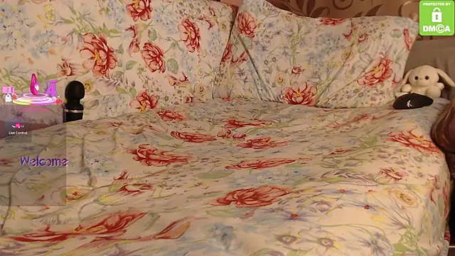 _M_i_a___: онлайн-секс-чат