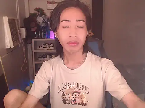 Chat +18 de Erin_23 ao vivo