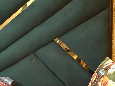 Fuckpussylickass 现场XXX聊天