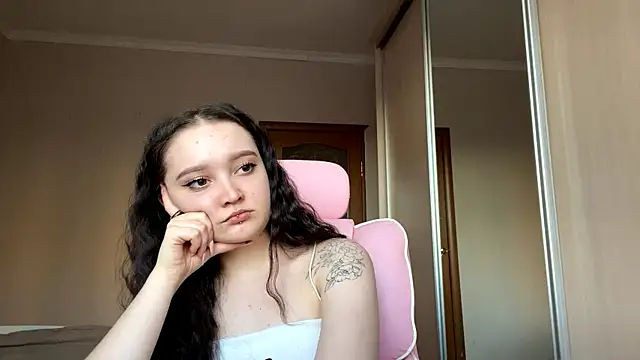 TrulaPhay – Live XXX-chat