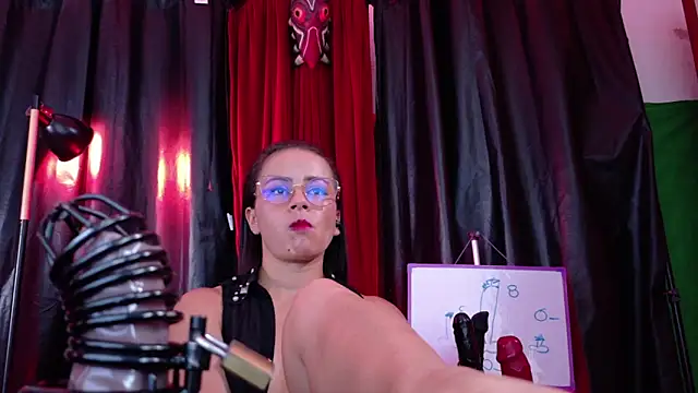 MistressSlut1 Adlı Modelin Web Kamerası Şovu