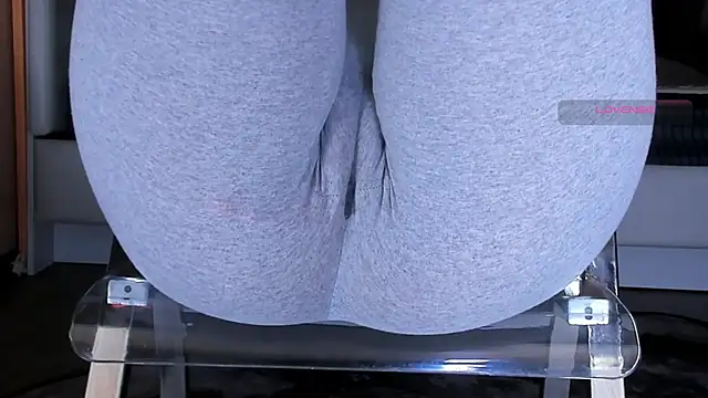 Chatroom XXX en direct de Cameltoe_squirt_inPants