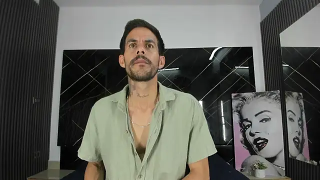 Leo_Vesper Adlı Modelin Canlı XXX Sohbeti