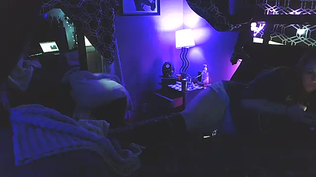 Pokazy przed kamerką – RubyRose33