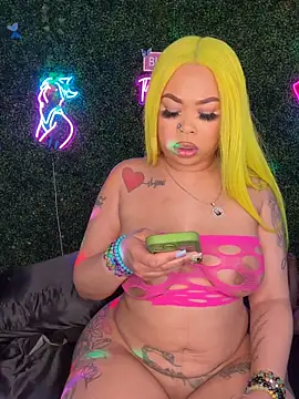 RenaThickAss: онлайн-секс-чат