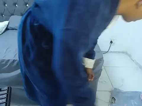 BootySoYummyX: απευθείας συνομιλία ΧΧΧ