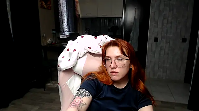 Chatroom XXX en direct de Reginasmilee