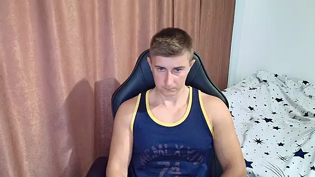 TodMuscle9 Adlı Modelin Canlı XXX Sohbeti