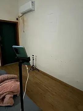 xiiuuff18 在線直播表演