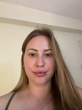 AlisaWhite – Naživo XXX chat