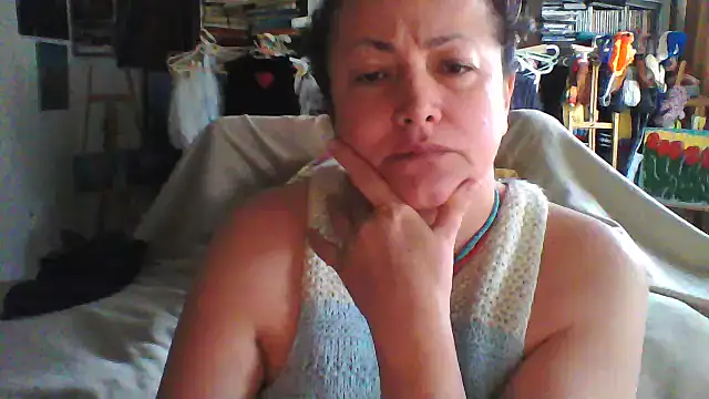 Chatroom XXX en direct de MariaAnaSunshine