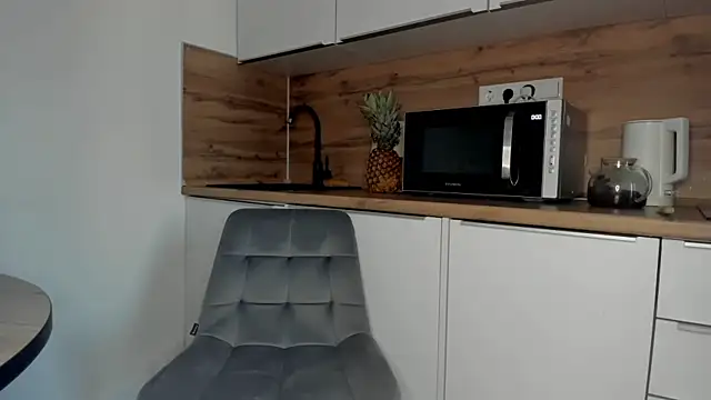 Živý XXX chat Elle_Milfa