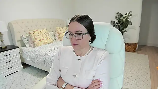 Vika73 现场XXX聊天