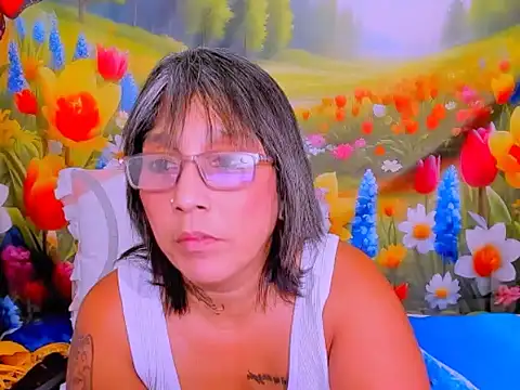 indianroxy: απευθείας συνομιλία ΧΧΧ