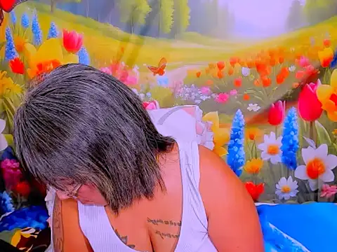 indianroxy: онлайн-секс-чат