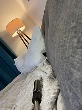 XXX chat uživo modela Lovely_Waifu