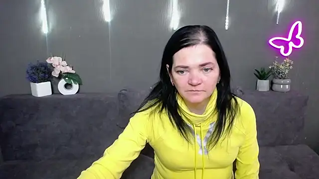 LauraFinn's Webcam Show