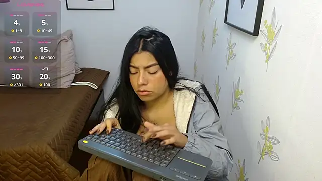 Laia_white 现场XXX聊天