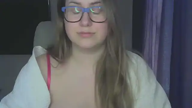 SeasonalSomeone Chat XXX live