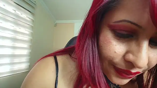 Anabella_Thompson: онлайн-секс-чат