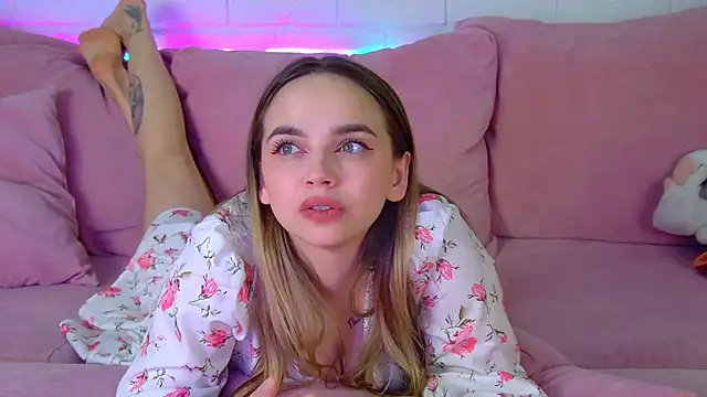 AnitaVenture: онлайн-секс-чат