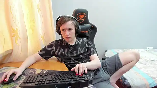 Show modela iliaskrislove na web-kameri