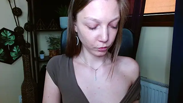 EmillyPlay 라이브 XXX 채팅