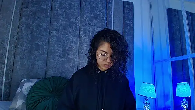 Amareto_'s Live XXX Chat