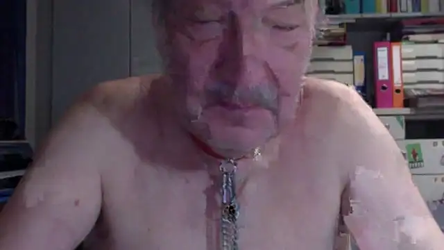 HMStraps01 Webcam-Show