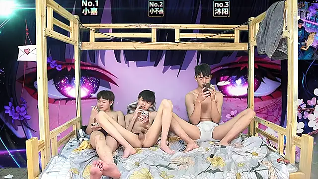 xiaohuangren01 Chat XXX live