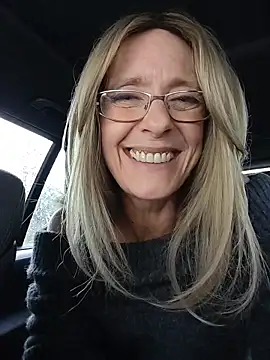 XXX chat uživo modela Sacha_Scorp