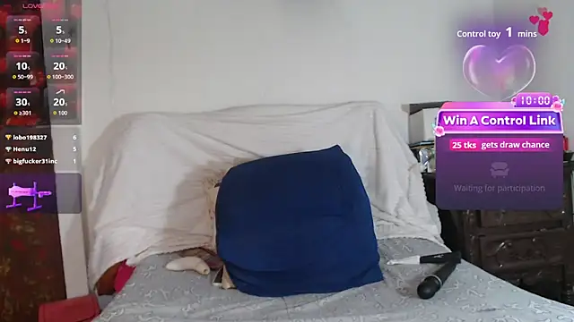 Chat XXX en directo de BiirdyDavis