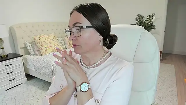 Vika73 – webcam-show