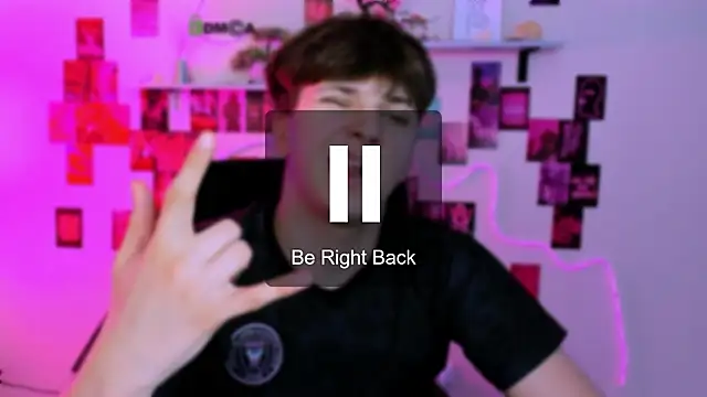 travis_wolf_ 现场XXX聊天