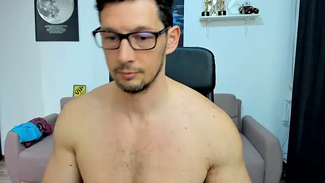 BrutusK08: вебкам-шоу