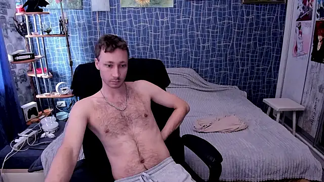 Show modela CuteBoy228 na web-kameri