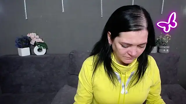 Онлайн чат XXX LauraFinn