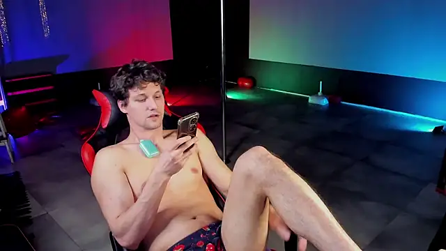 dirty-boss live XXX chat