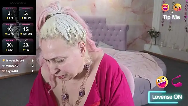 Penelope_PinkyのライブXXXチャット